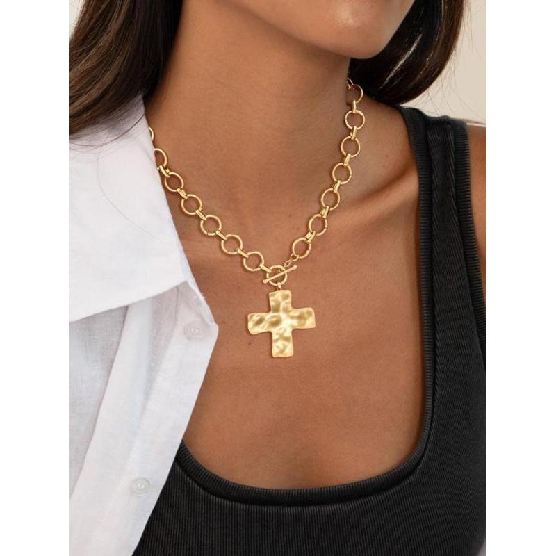 Cross Pendant Necklace for Women, Bold Hammered Layered Design, Vintage Jewelry with Buckle Closure for Women, Layered Closure Necklace