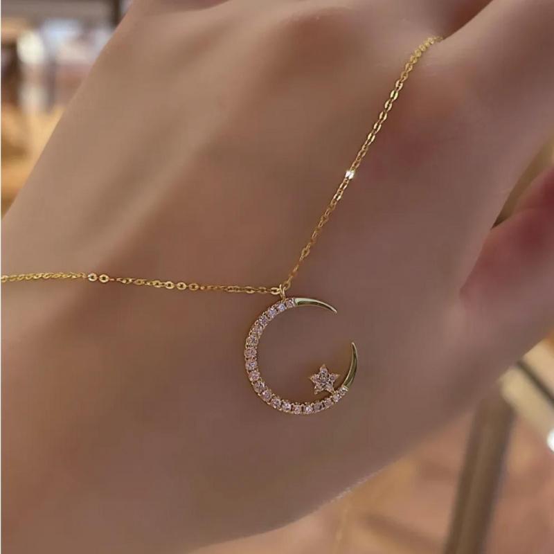 Collana da donna con ciondolo sole e luna, brillante e scintillante, elegante per feste e uso quotidiano. È adatto come regalo di compleanno o come regalo di anniversario per la tua fidanzata.